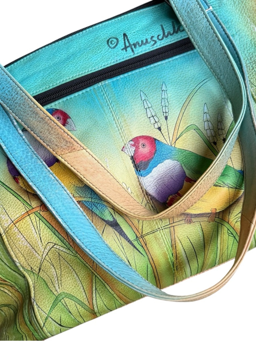Anuschka genuine leather tote bag featuring beautiful hand-painted bird artwork - Picture 6 of 11